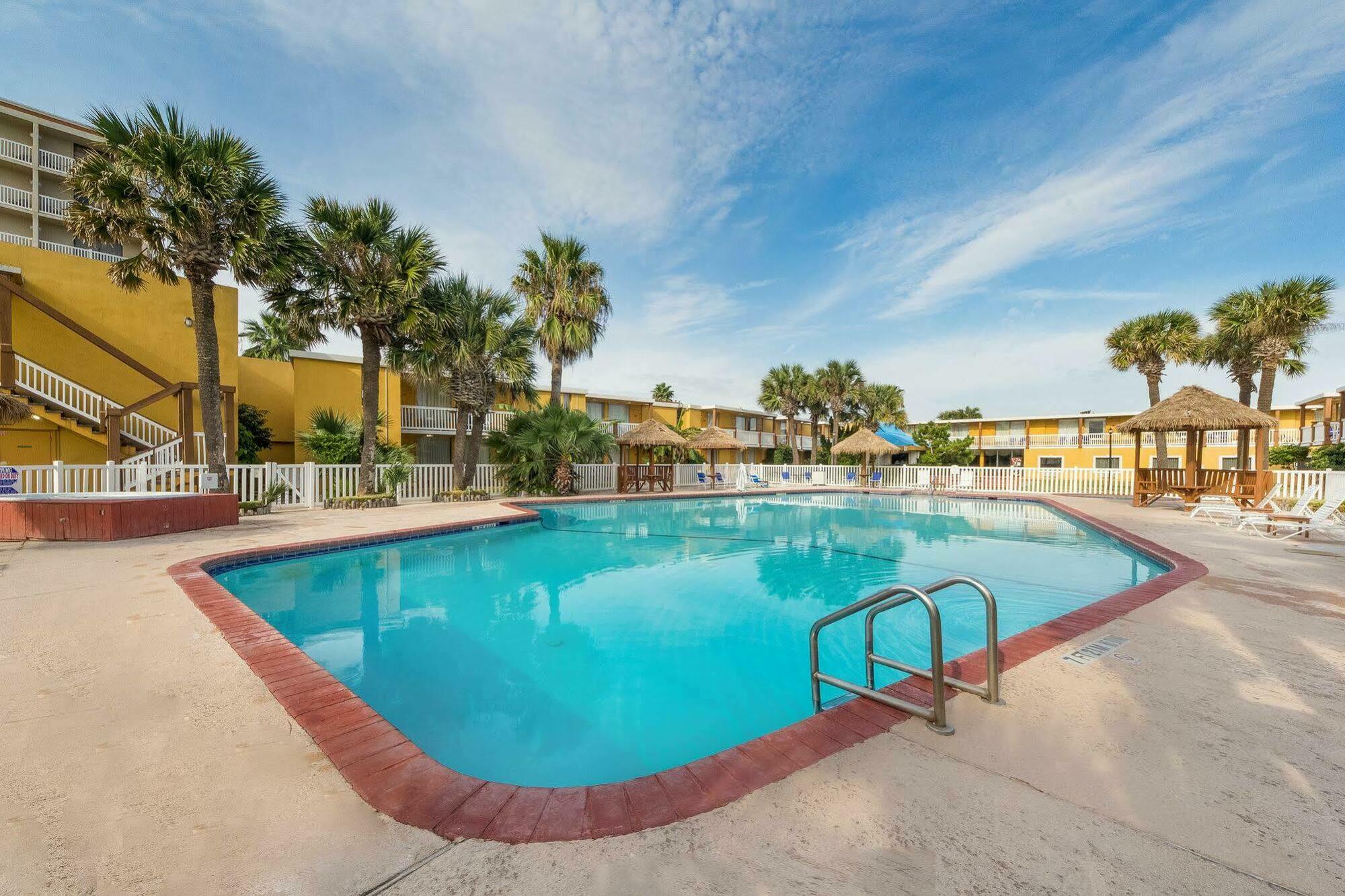 Quality Inn & Suites On The Beach Corpus Christi Exterior foto